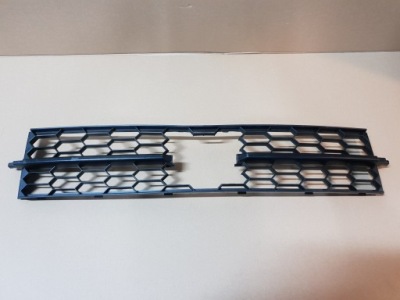 Skoda octavia iii 3 решётка бампера средняя фото №1