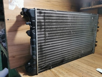 Радіатор води golf iv фото №1