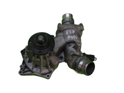 Насос води термостат bmw e38 740 i фото №1