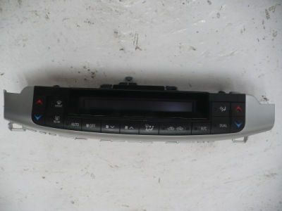 Панель кондиционера lexus ct200h 55900-76060 фото №1