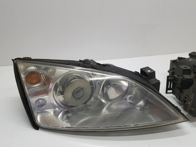 Лампа правая передняя ford mondeo mk3 0301174272 фото №1