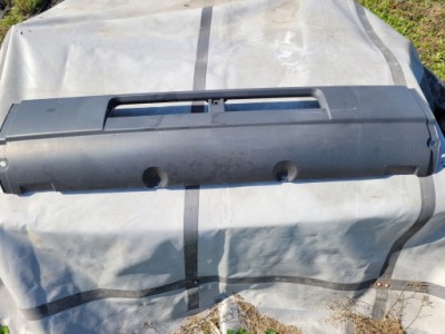 Обшивка бампера середина scania serii 4 1400213 фото №1