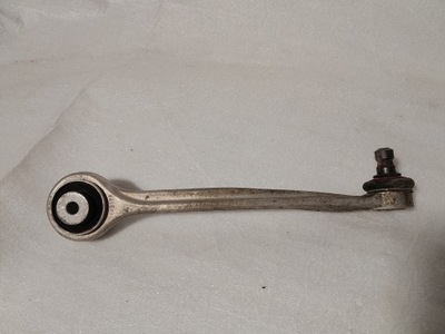 Audi a4 b9 рычаг правый перед 8w0407506a фото №1