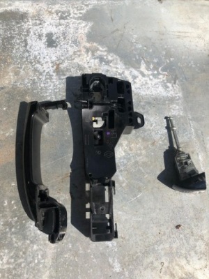 Ручка вкладка дверь левый перед clio v tegne фото №1