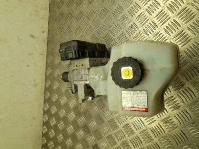 Насос гальмівна lexus es vii xz10 2021 4721033670 фото №1