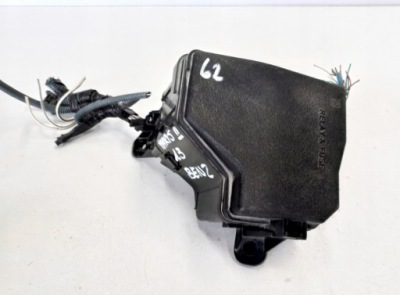 Коробка предохранителей yaris iii 82622-0d110 фото №1