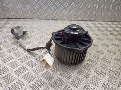 Вентилятор обдув toyota yaris i 1.3 vvti 194000-0821 фото №1