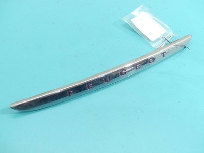 Молдинг накладка крышки задняя peugeot 208 i xy 12-19 фото №1