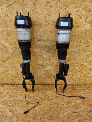 Амортизатор правый mercedes w166 ml x166 gl airmatic фото №1