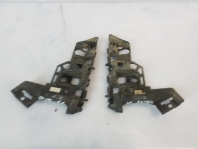 Напрямна бампера перед opel astra v k фото №1