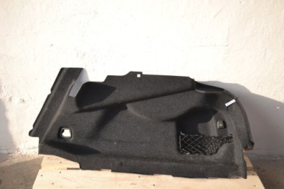 Оббивка обшивка правий багажника volvo s90 ii оригінальний номер 32234368 фото №1