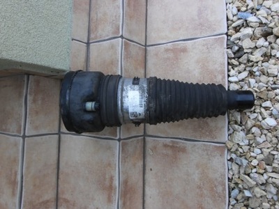 Audi a6 c8 a7 амортизатор левый передний фото №1