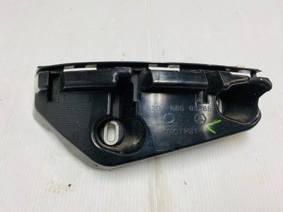 Mercedes w207 напрямна бампера лівий задня фото №1