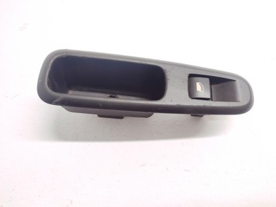 Peugeot 3008 i кнопка відкривання скло задня фото №1