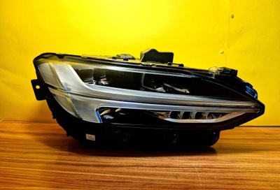 VOLVO S90 V90 MID LED LAMP RIGHT EUROPE  