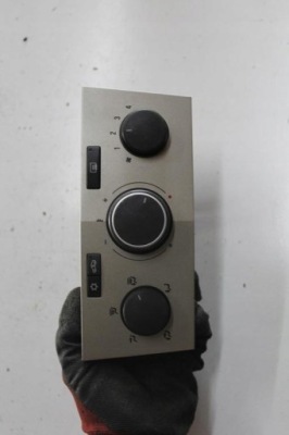 Opel astra h 07 cabrio панель переключатель обдув фото №1