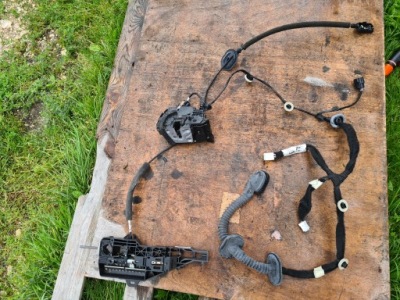 Замок жгут дверь левый задняя captur i 825019935r фото №1