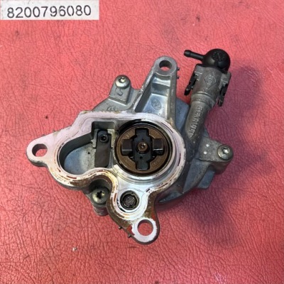 Насос вакуум nissan qashqai 2.0 dci m9r832 фото №1
