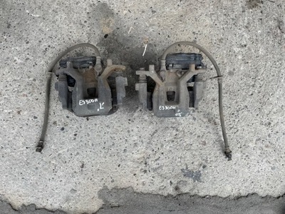 Lexus es 300h 2.5 hyb супорт гальмівний задня правий фото №1