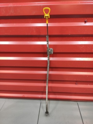 Mercedes om651 2.2 cdi w204 щуп щуп оливи трубка кронштейн оригінал фото №1