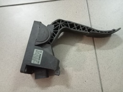 Педаль потенциометр газа a9013000504 mercedes vito w638 sprinter cdi фото №1