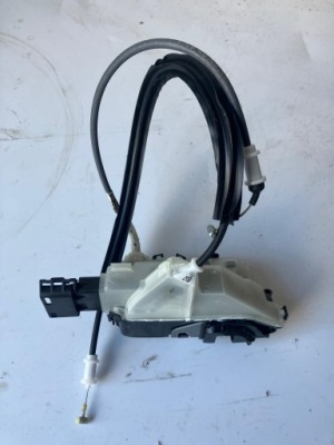 Замок двері правий перед citroen c3 aircross psa266779 фото №1