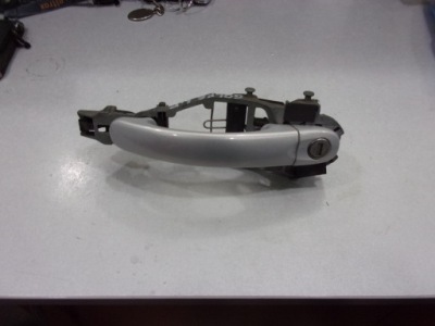 Ручка двері лівий перед vw golf vi фото №1