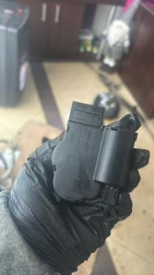 Моторчик кришка обігрівача opel corsa d 1.4 a21000700 фото №1