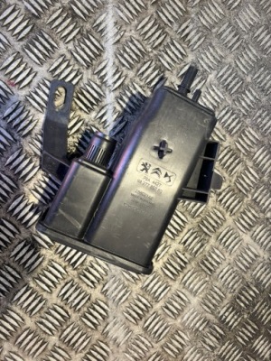 Citroen peugeot фильтр угольный 9827785780 фото №1