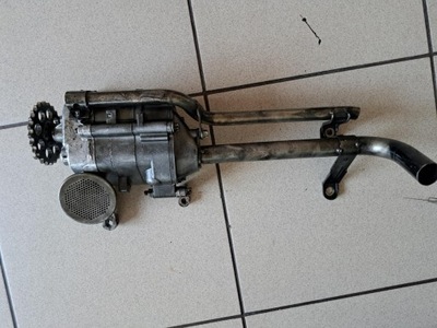 Насос оливи mercedes w211 2,7 cdi a6121810201 фото №1