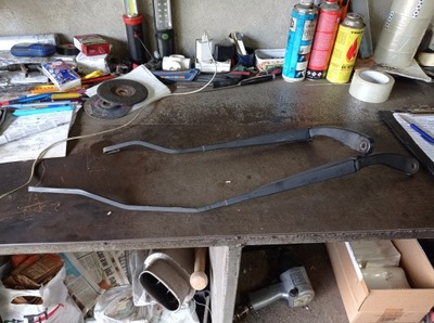 Renault megane ii - рычаг дворники перед правое фото №1