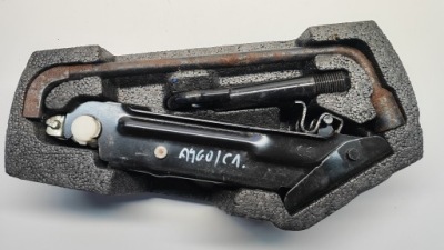 Вкладыш колеса ключ кулиса ушко citroen c1 1 peugeot 107 toyota aygo 1 05-14 фото №1