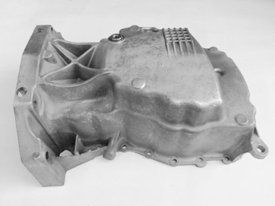 Renault kangoo scenic megane 1,5dci піддон масляна фото №1