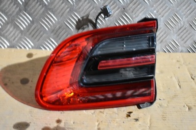 Idealna лампа задня права w кришка porsche macan 1 фото №1