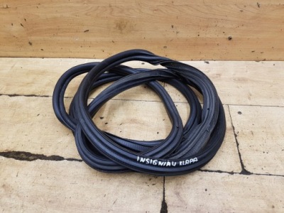 Прокладка кришки багажника задній opel insignia a kombi фото №1