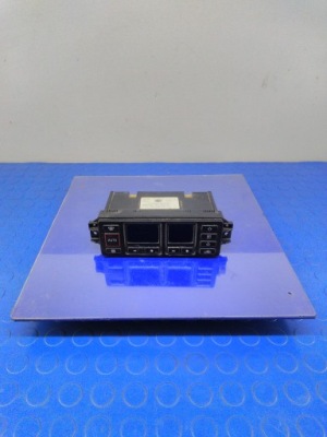 Audi a4 b5 панель обдув кондиціонера 5hb00760800 фото №1