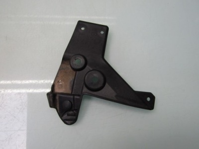 Sx4 s-cross ii 23r захист передній поперечина ліва пластик завершення фото №1