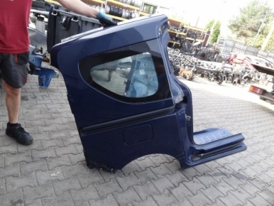 Dacia dokker 2013 крыло задний правый оригинал фото №1