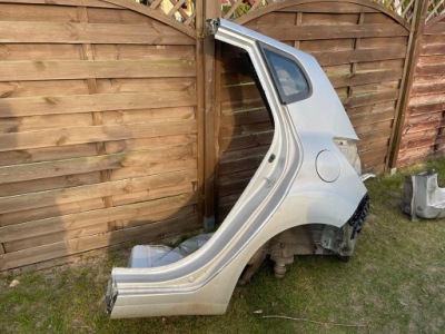 Hyundai ix20 kia venga крило задній ліве четвертина фото №1