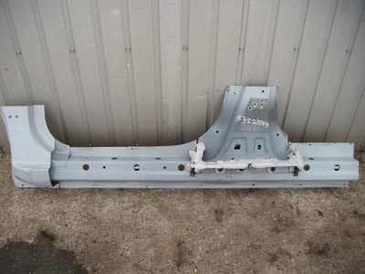 Kia carens iv 13- поріг лівий фото №1