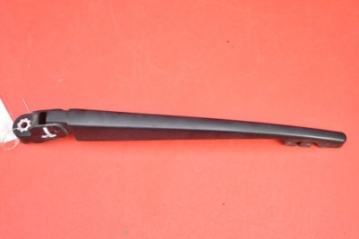 Важіль двірники задня suzuki sx4 s-cross 09-14 фото №1