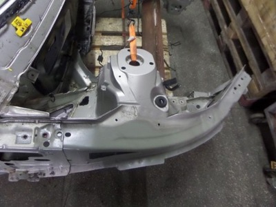 Volvo xc90 ii лонжерон блок двигуна чверть права фото №1