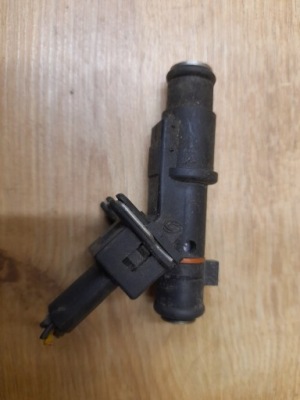 Інжектор форсунка пального citroen c8 2.2 16v фото №1