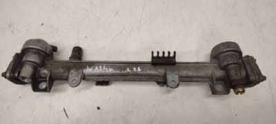 Молдинг впрыскная mercedes w124 2,2b фото №1