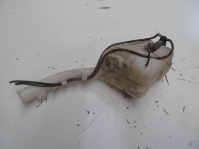 Бачок омывателя ford fiesta mk6 2s6117618ah фото №1