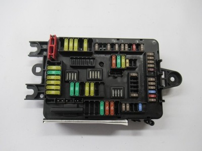 Bmw f20 f30 коробка предохранителей 9389070 фото №1