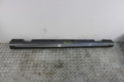 Накладка порог порог левый mercedes a-klasa w176 lift amg a1766980054 фото №1