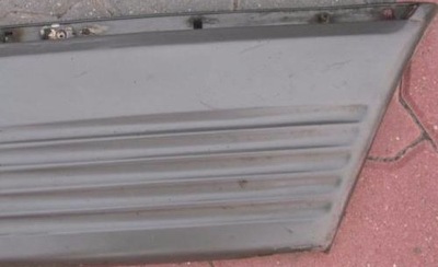 Молдинг крыло правый перед mercedes s w126 фото №1