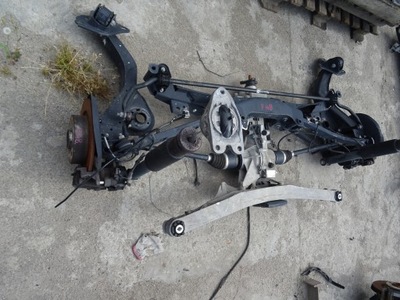 Bmw x1 f48 підрамник задня фото №1