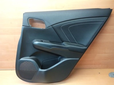 Обшивка двері правий задній honda civic ix kombi фото №1